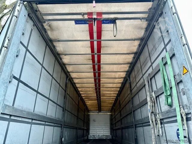 Lona Schmitz Cargobull Edscha / Coilmulde / Liftachse