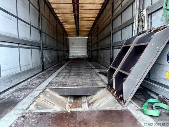 Lona Schmitz Cargobull Edscha / Coilmulde / Liftachse