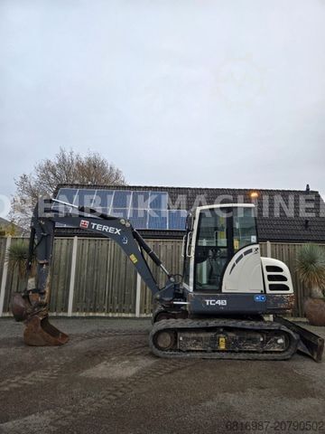Mini excavator TEREX TC48