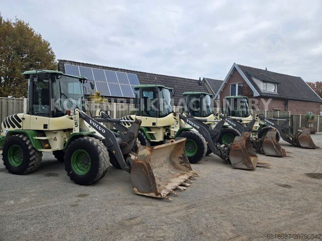Wheel loader VOLVO L30B ZX PRO 4 STÜCK AUF LAGER