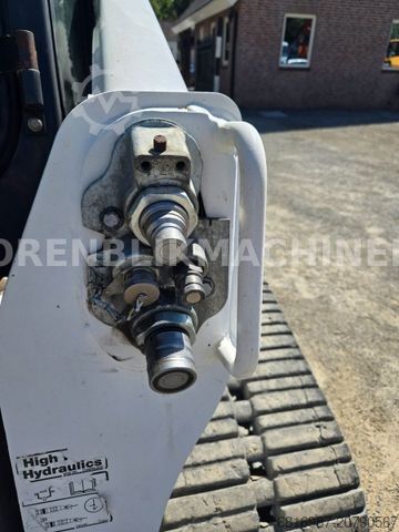 Mini excavator BOBCAT T650