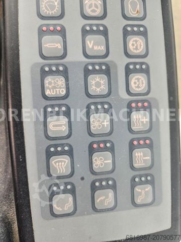 Wheel loader LIEBHERR L538