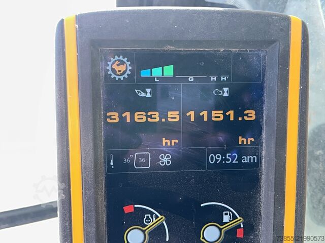 Escavatore cingolato JCB JS145LC 4F
