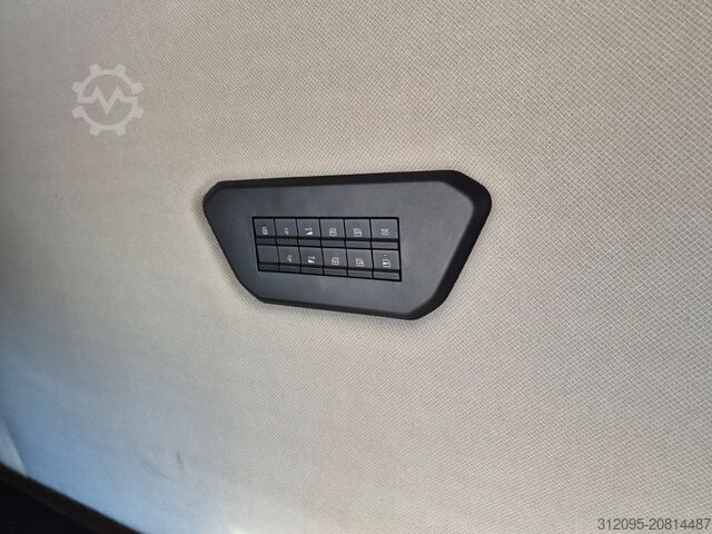 Cabeza tractora de piso bajo Iveco S-WAY 460 LNG / MEGA / INTARDER / 30 STU