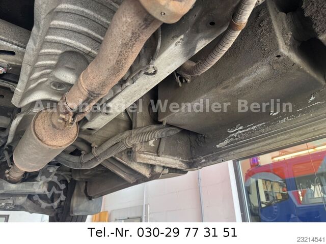 Tűzoltóautó MERCEDES-BENZ Sprinter 516 CDI RTW WAS Koffer Fahrtrage+Sessel