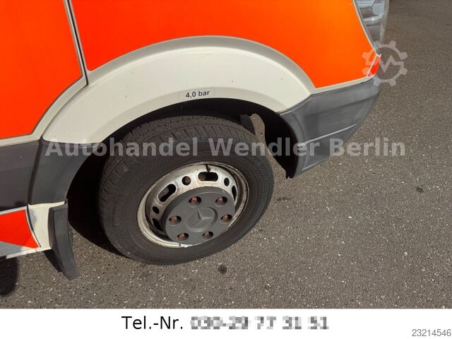 Brandweerwagen MERCEDES-BENZ Sprinter 516 CDI RTW Fahrtec mit Trage