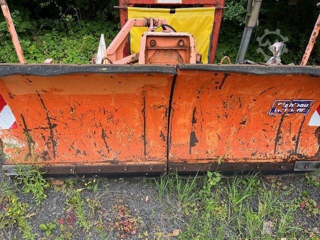 Camion-benne tricar MERCEDES-BENZ Unimog 418/10 Winterdienst2000