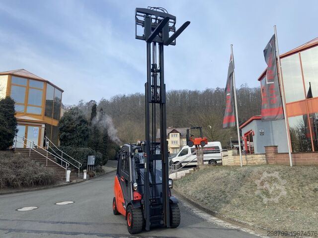 LPG Forklifts Linde H 35 T - 02 - 393