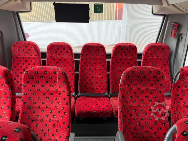 Távolsági autóbusz MERCEDES-BENZ Integro O550 L , hohe Sitze, Gurte, Klima