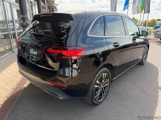 Kombi s vysokou střechou Mercedes-Benz B 250 e Progressive MBEAM+R-Kamera+Carplay+MBUX