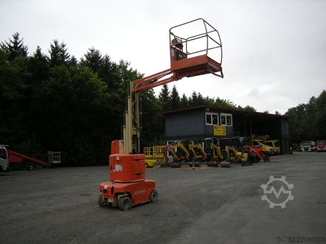 Elevador de mastro vertical JLG Toucan 1010
