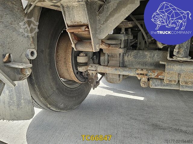 Teherautó Kaiser benne transport ferrail