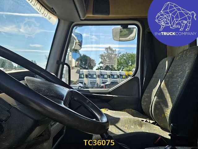 Teherautó Renault Midlum 135