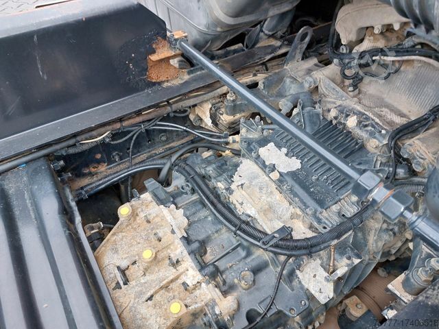 Haakarm vrachtwagen MAN TGA 26.440 XLX 6x2 BL VDL-Lift-Parking Cool