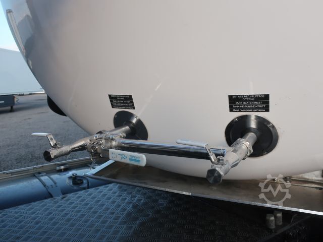 Tanker semitrailer Magyar 3 Kammer Lebensmitteltank Heizung Drucktank 32 m³