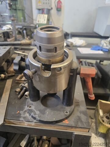 Centro de torneado y fresado CNC Okuma & Howa 4V-NC