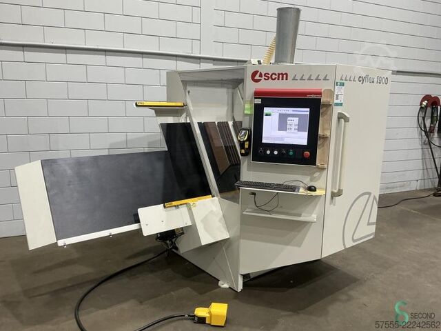 Máquina de furar SCM Cyflex F900