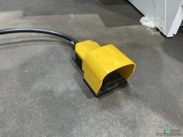 Máquina de furar SCM Cyflex F900