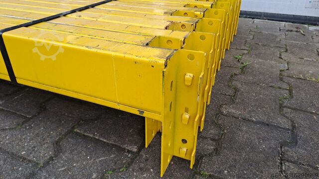 Hoogbouwmagazijn Palletstelling traverse Redirack / Kopftraverse lichte Weite: 2.810 mm / K: 100 x 50 mm