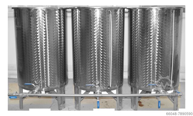 EDELSTAHL-TANKBLOCK Maurer Gép 3X200L