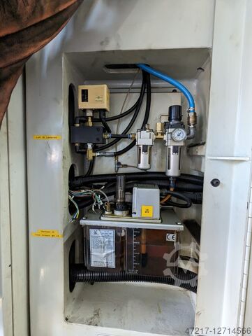 QUASER MV204II universele freesmachine QUASER MV204II