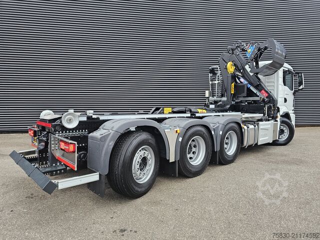 Haakarmsysteem MAN TGS 35.470 8x4 / HMF 2243 Z KRAAN + HAAKARM