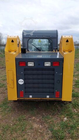 Compact Loaders Gehl RT 175