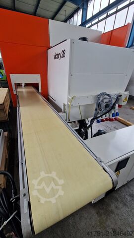 Injection moulding machine ENGEL Victory 200-28 Tech