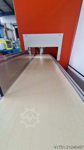 Injection moulding machine ENGEL Victory 200-28 Tech