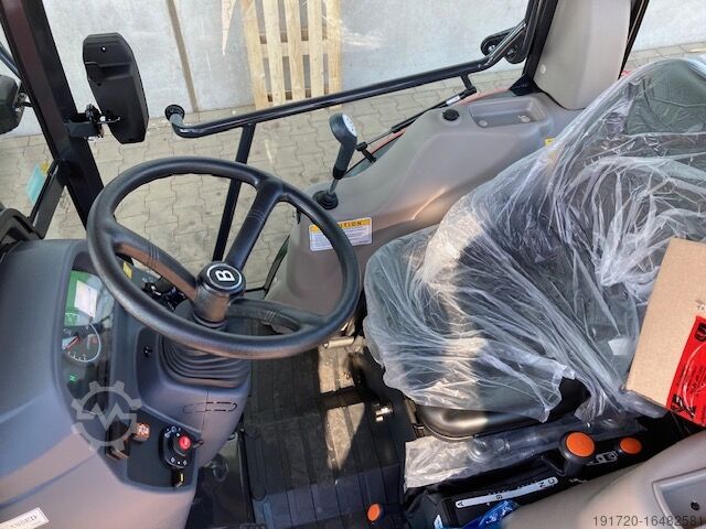 Tractoren (trekkers)  F50CHn