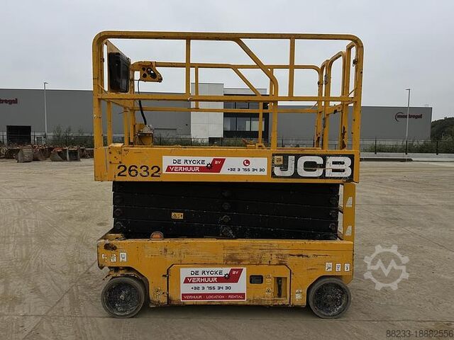 Plataforma aérea JCB S3246E