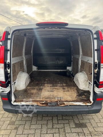 Panel van Mercedes-Benz Vito **111CDI-AIRCO-BELGIAN ORIGINE**