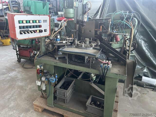 Internal threading machine CHIRON 