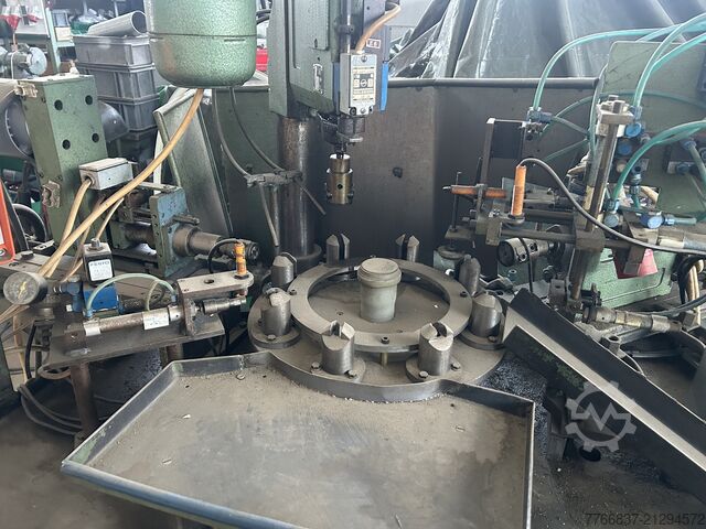Internal threading machine CHIRON 