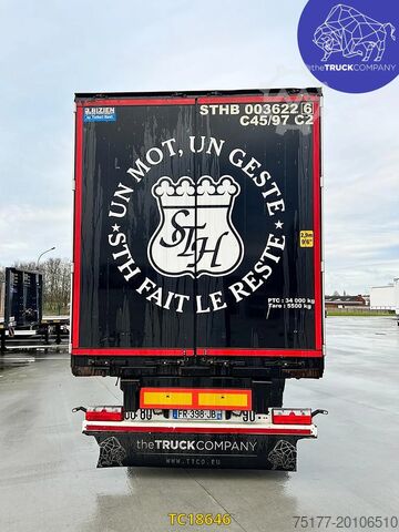 Transporte de contentores Hoet Trailers + Caisse Libner 2018