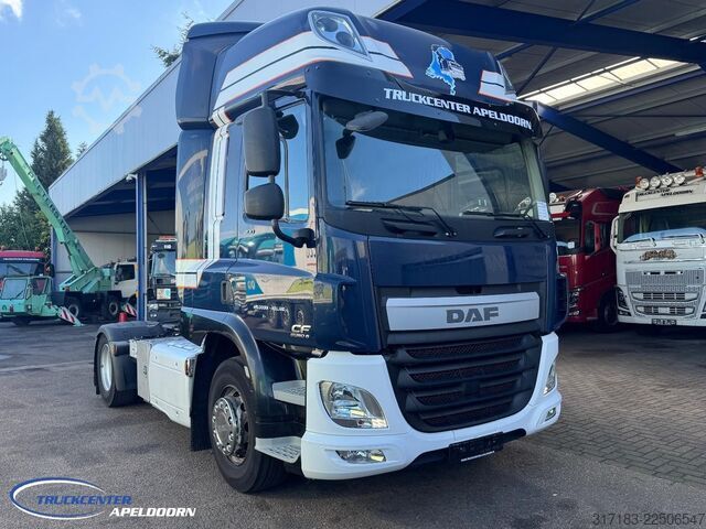 Standard tractor DAF CF 400 FT
