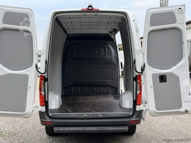 Długa przyczepa skrzyniowa Mercedes-Benz SPRINTER 315 CDI L2-H2 Kasten PRO Hochda