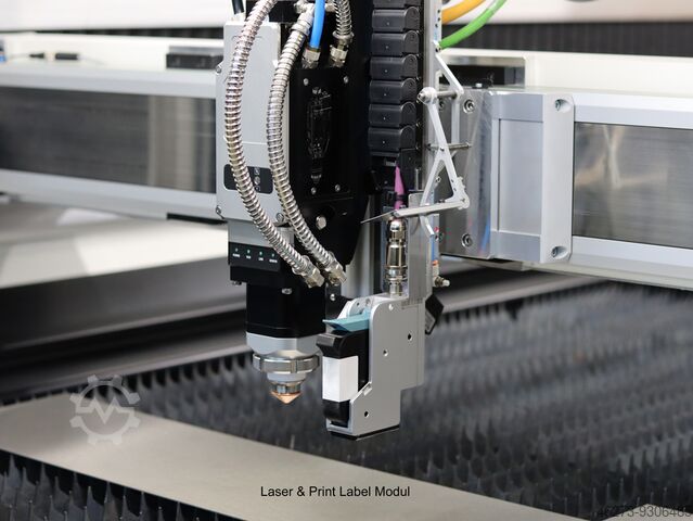 Vezellasermachine 6kW 1250 x 2500mm PFEIFER technology & innovation Plauen skyCUBE SL class 1250 x 2500