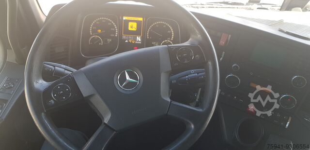 Cajas abiertas/Toldos Mercedes-Benz 2542