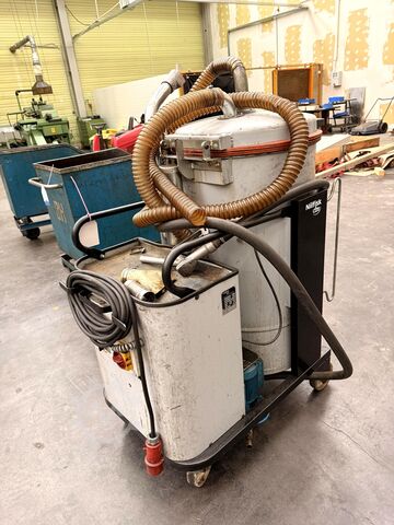 Usisivač za ulje NILFISK ECO-OIL 22