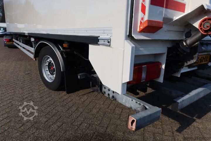 Kuffert Heiwo TGM 15.290 Trekker + Heiwo city trailer geïsole...
