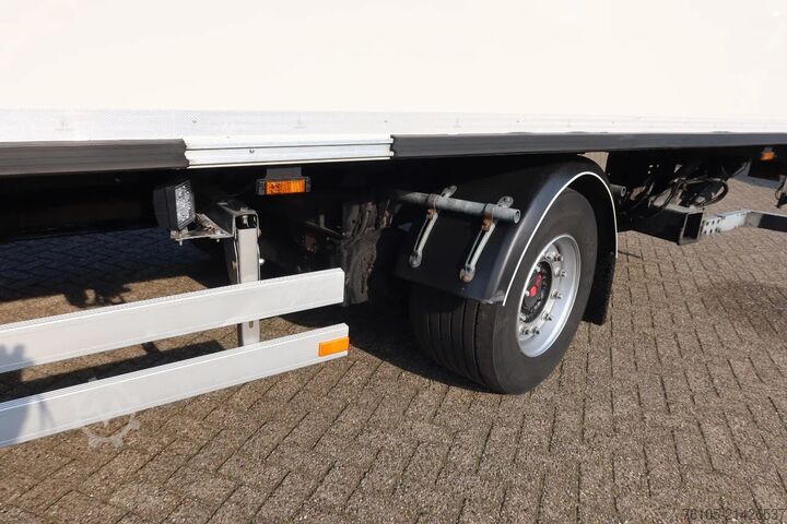 Kuffert Heiwo TGM 15.290 Trekker + Heiwo city trailer geïsole...