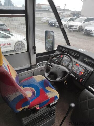 Távolsági autóbusz MERCEDES-BENZ O818 D Teamstar Standklima