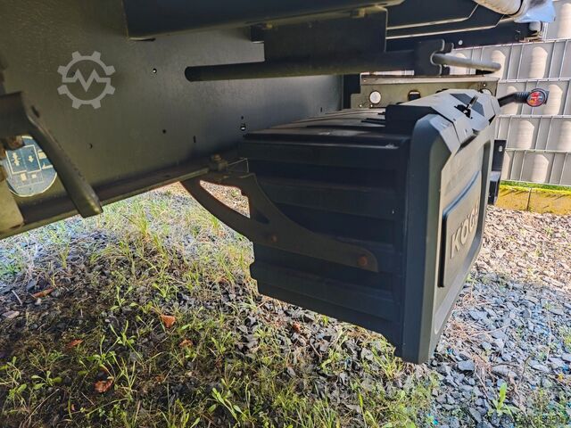 Nyitott ponyvás félpótkocsi KÖGEL S24-1  BPW ECO-Achsen Liftachse Vario Fix