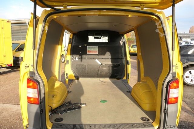 Dobozos furgon VW T5 Transporter 2.0 TDI 2-Sitzer PARKTRONIK EURO5 2xSCHIEBETÜR CoC