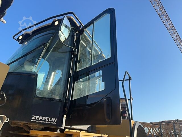 ładowarka Caterpillar 966M