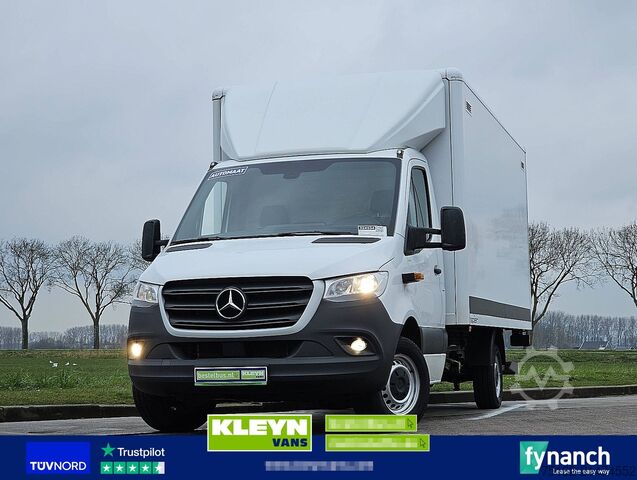 Walizka MERCEDES-BENZ SPRINTER 319 Bakwagen Laadklep!
