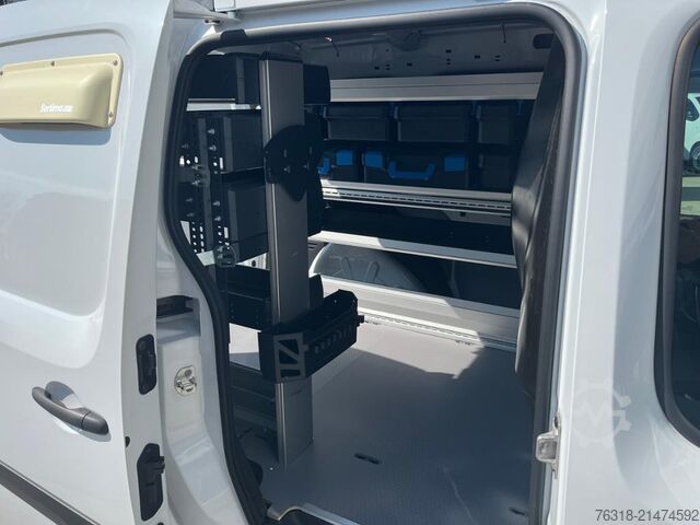 Dobozos furgon Mercedes-Benz Citan 111 CDI  Lang Werktattausbau 3 Sitzer