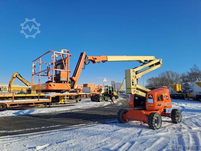 Teleskopisk plattform JLG EC520AJ