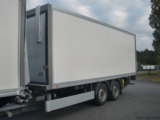 Vrachtwagen met laadbak Mercedes-Benz Actros 1836 L Komplettzug Durchlader